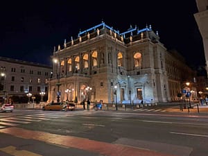 Budapest Opera House looks spectacular at night