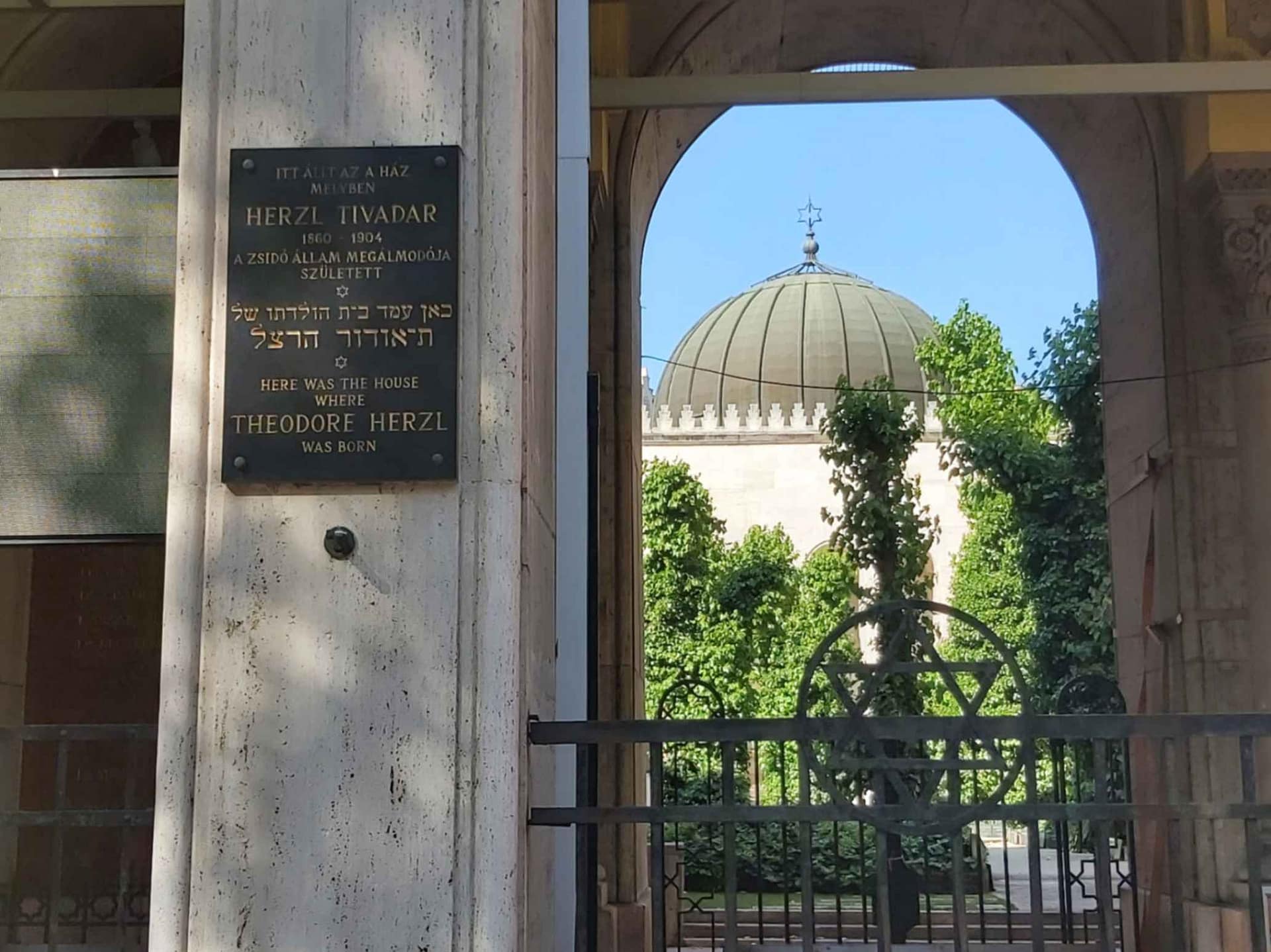 jpeg-optimizer_20230603_163928 Temple of Heroes